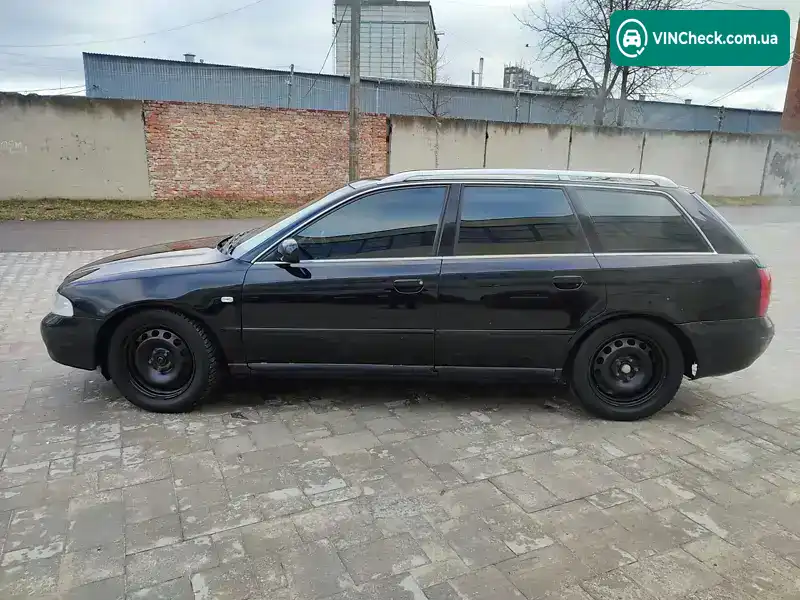 Audi A4 1999, фото з оголошення 1 з 20, VIN WAUZZZ8DZXA325210