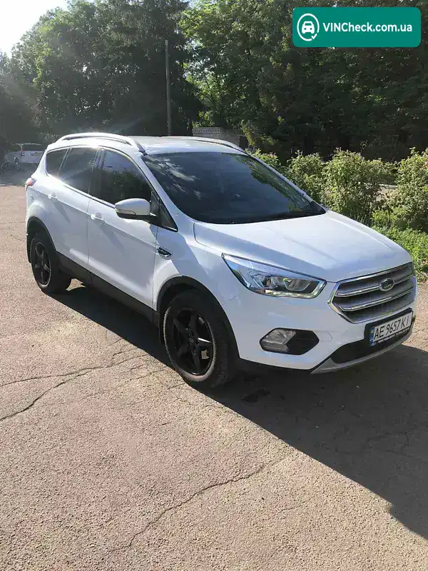 Ford Kuga 2019, фото з оголошення 1 з 10, VIN WF0AXXWPMAKD77045