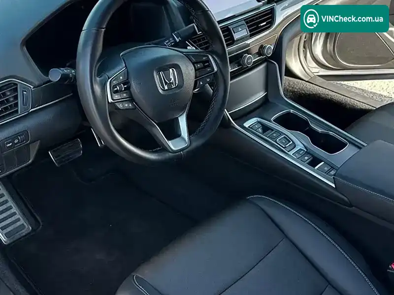 Honda Accord 2022, фото з оголошення 2 з 15, VIN 1HGCV3F28NA032626