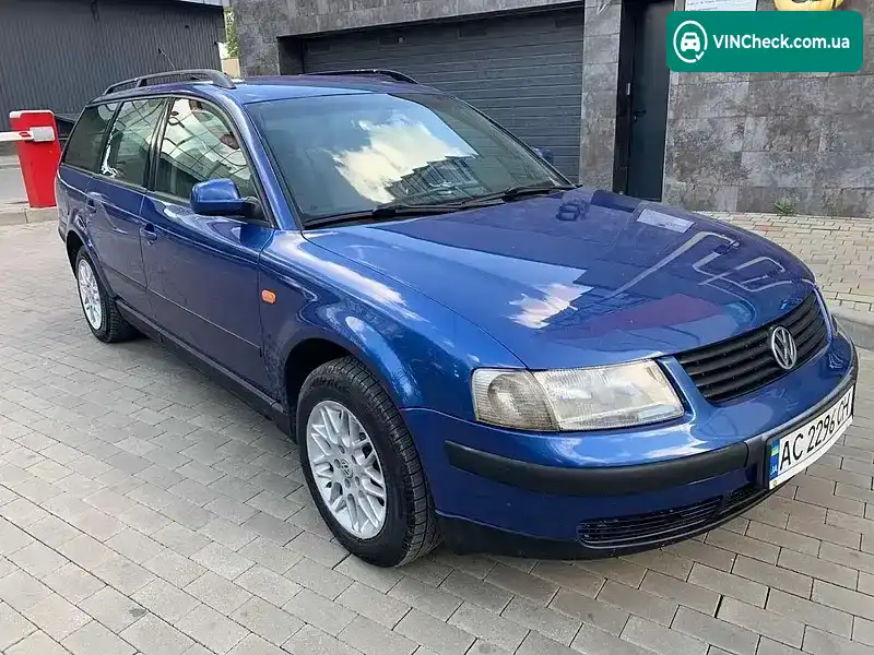 Volkswagen Passat 1997, фото з оголошення 1 з 11, VIN WVWZZZ3BZWE192310