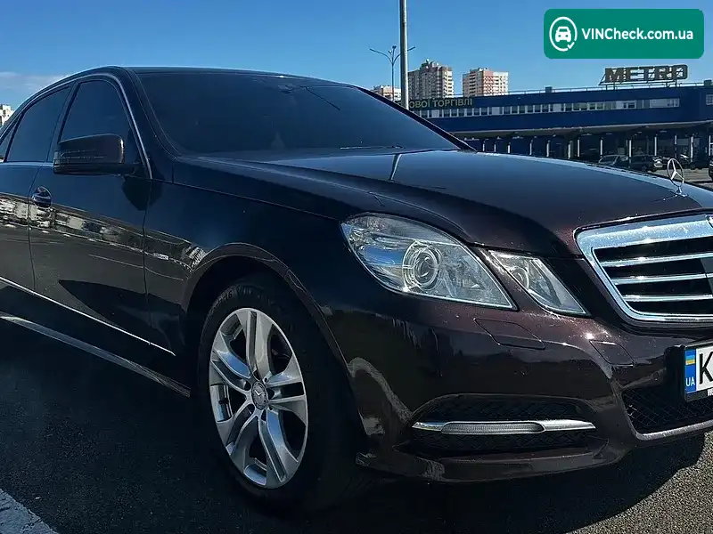 Mercedes-Benz E-Class 2011, фото з оголошення 1 з 20, VIN WDD2120881A526039
