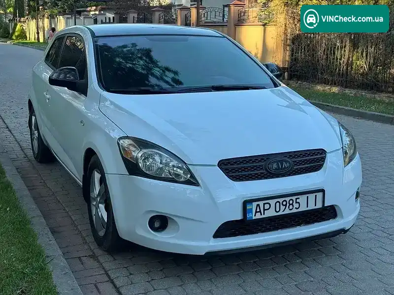 Kia Ceed 2009, фото з оголошення 2 з 19, VIN Y6DFF23229L031227