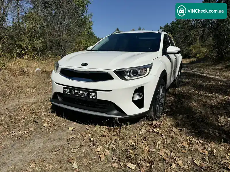 Kia Stonic 2017, фото з оголошення 1 з 20, VIN KNAD6814AJ6107863