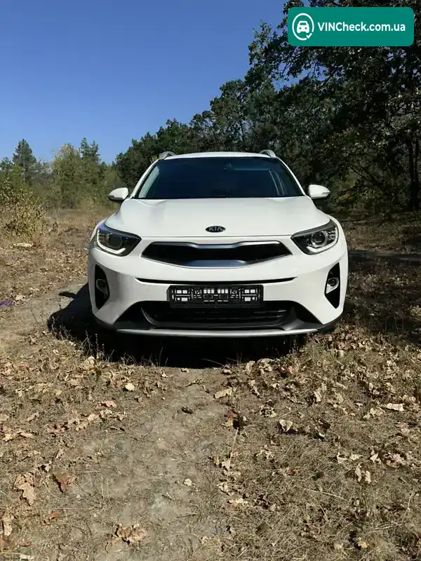 Kia Stonic 2017, фото з оголошення 2 з 20, VIN KNAD6814AJ6107863