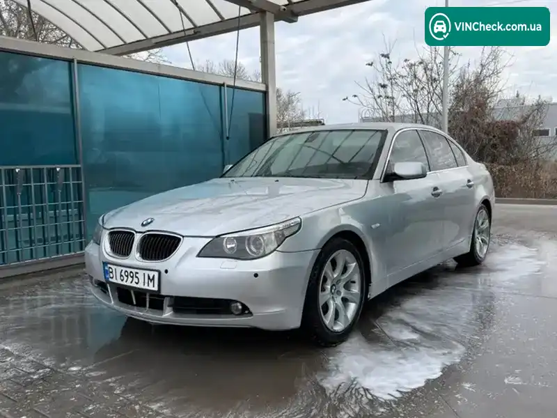 BMW 5 Series 2003, фото з оголошення 2 з 21, VIN WBANA71000B106556