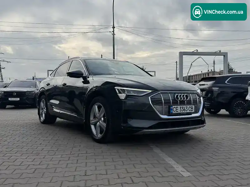 Audi e-tron 2020, фото з оголошення 2 з 21, VIN WAUZZZGE9MB003859