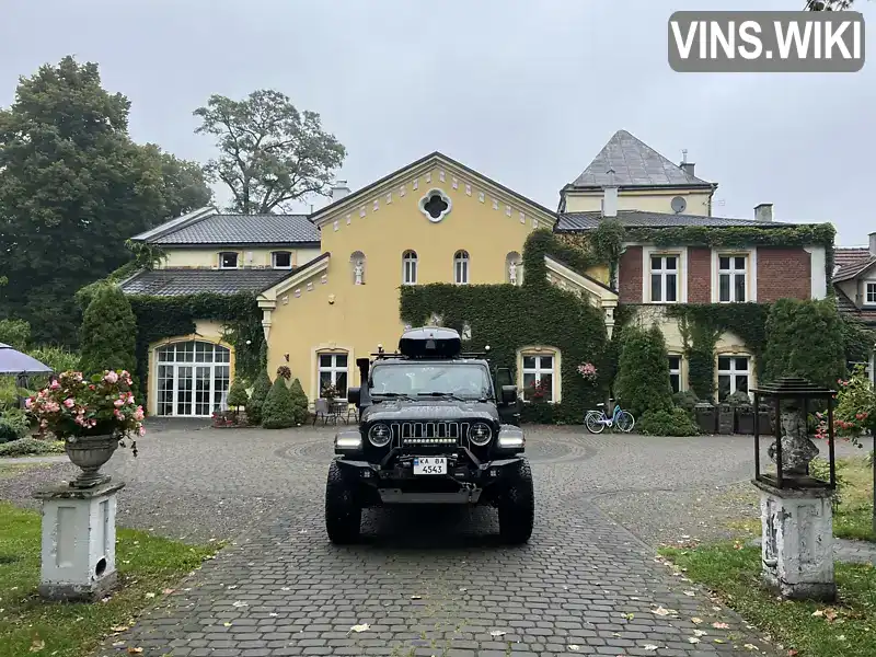 Jeep Wrangler 2018, фото з оголошення 2 з 9, VIN 1C4HJXBN1JW271584
