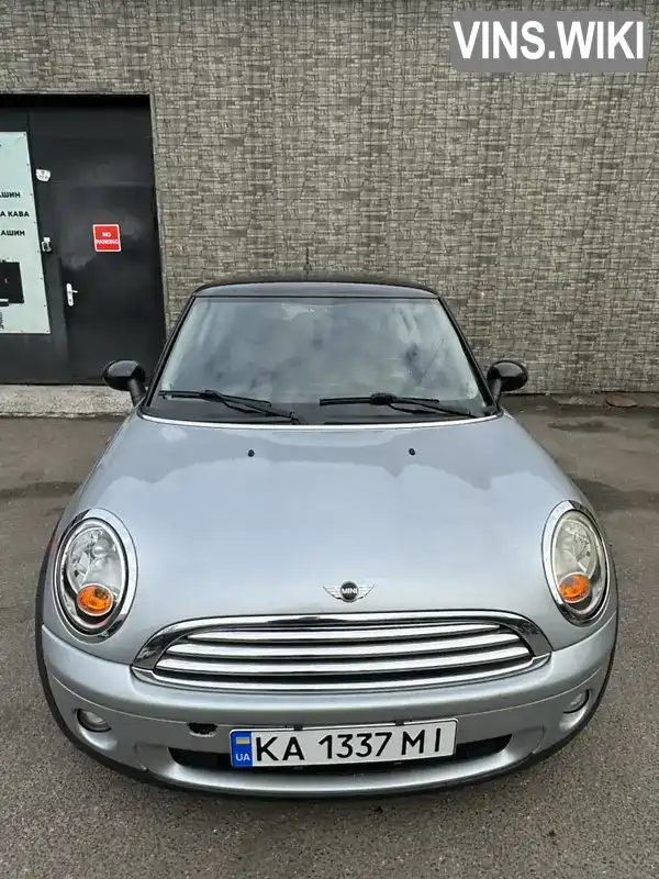 MINI Hatch 2010, фото з оголошення 2 з 13, VIN WMWMF3C51ATZ27708