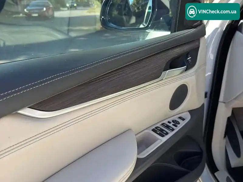BMW X5 2015, фото з оголошення 1 з 20, VIN WBAKS810900M51554