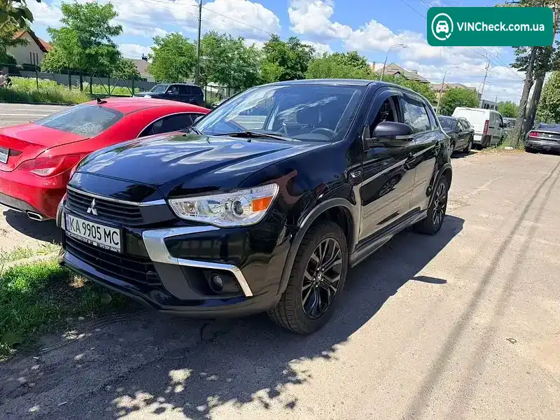 Mitsubishi Outlander 2018, фото з оголошення 1 з 7, VIN JA4AR3AU8JU015296