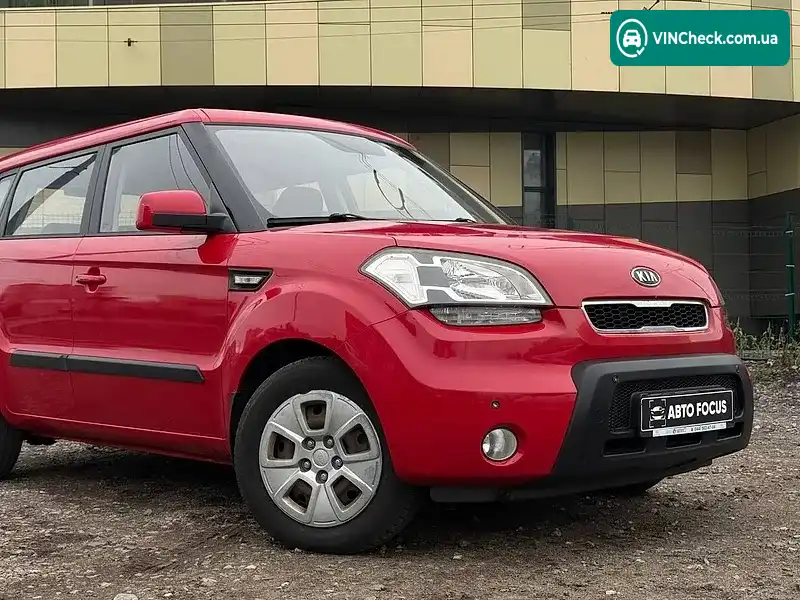 Kia Soul 2011, фото з оголошення 2 з 20, VIN KNAJT811BB7336194