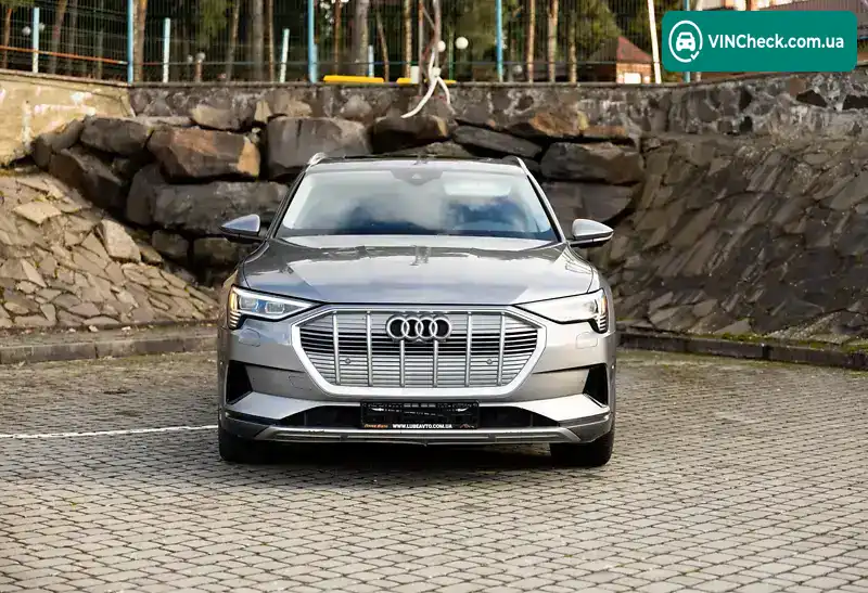 Audi e-tron 2020, фото з оголошення 2 з 21, VIN WA1LAAGE5MB009721