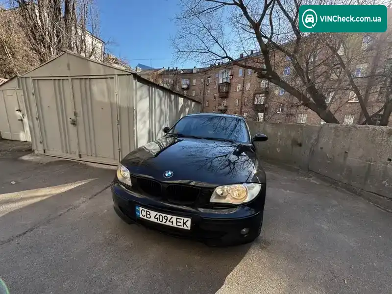 BMW 1 Series 2004, фото з оголошення 1 з 21, VIN WBAUG51010VA10029