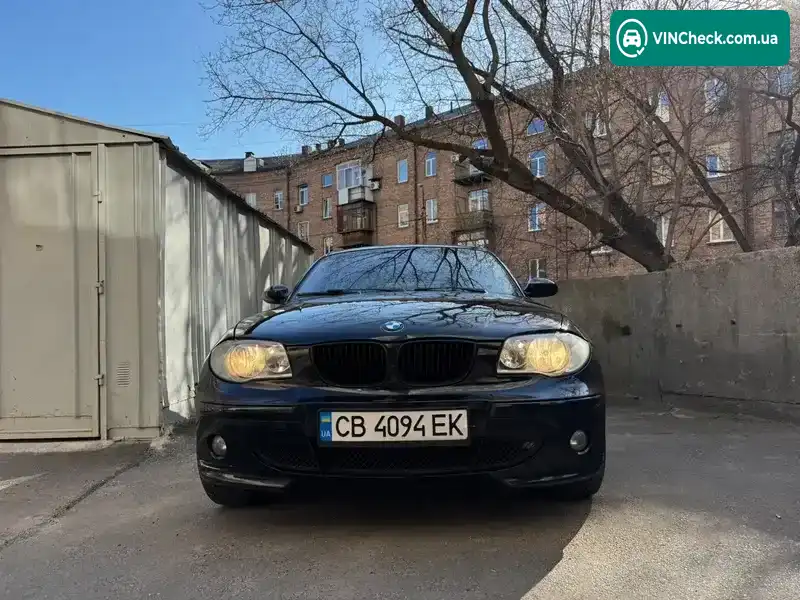 BMW 1 Series 2004, фото з оголошення 2 з 21, VIN WBAUG51010VA10029