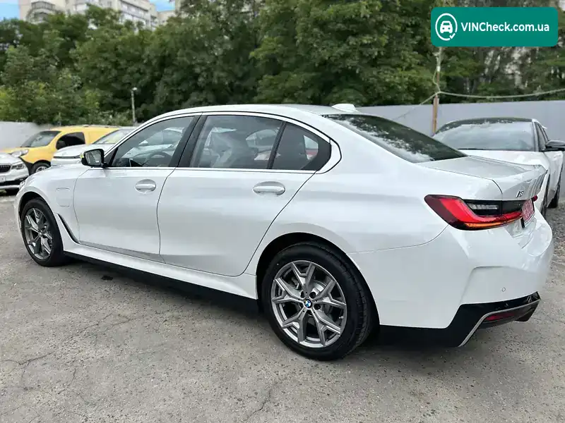 BMW I3 2025, фото з оголошення 1 з 21, VIN LBV81BE04S1B40635