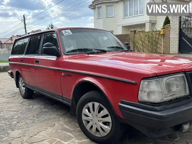Volvo 240 1982, фото з оголошення 1 з 15, VIN YV1244772C2750604