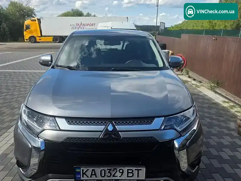 Mitsubishi Outlander 2021, фото з оголошення 2 з 19, VIN JMBXTGF2WLJ000319
