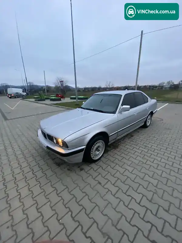 BMW 5 Series 1991, фото з оголошення 2 з 12, VIN WBAHB51010BD66613