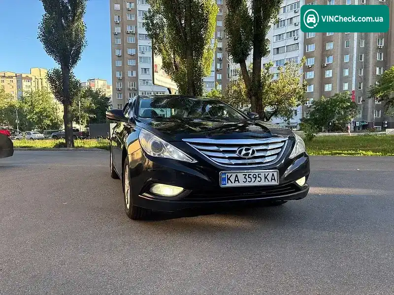 Hyundai Sonata 2012, фото з оголошення 1 з 10, VIN KMHEB41BBCA401392