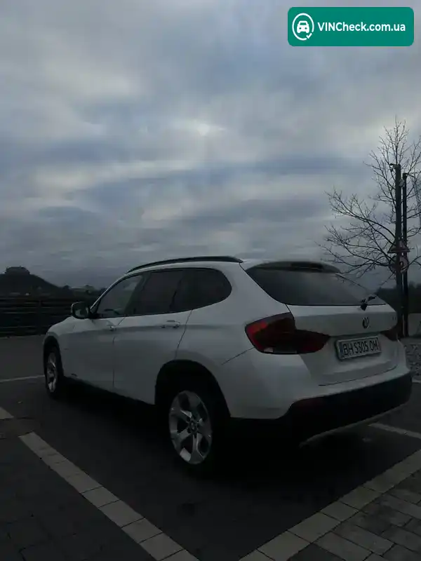 BMW X1 2010, фото з оголошення 2 з 10, VIN WBAVP11030VP28269