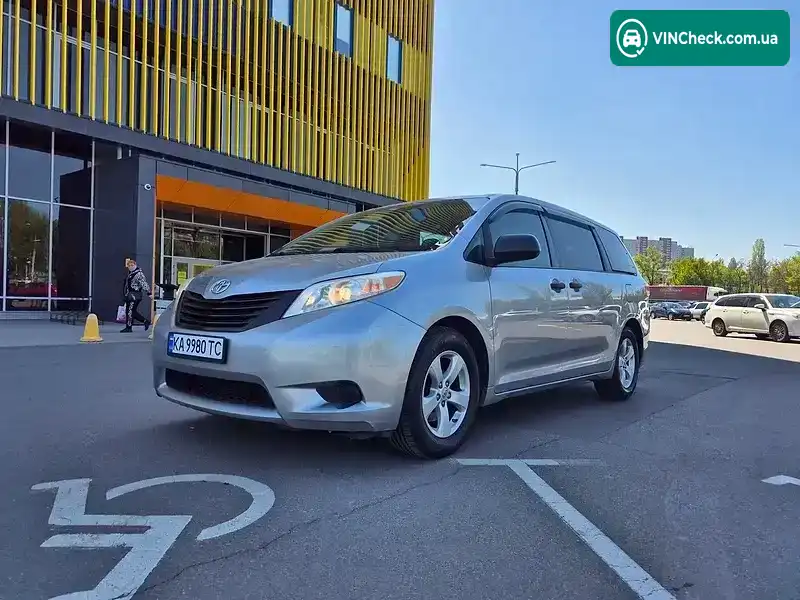 Toyota Sienna 2010, фото з оголошення 1 з 21, VIN 5TDZK3DC0BS006999