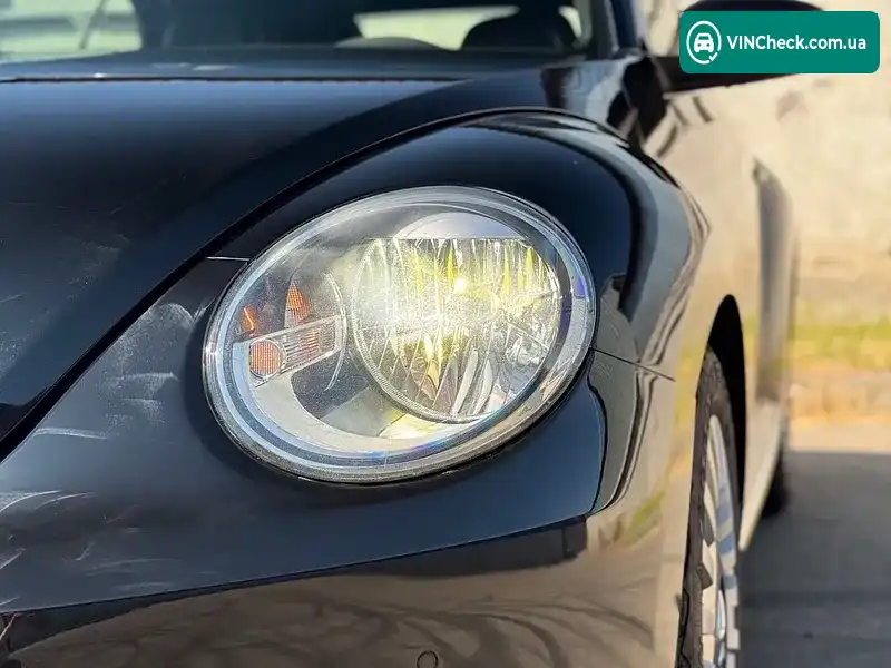 Volkswagen Beetle 2015, фото з оголошення 2 з 20, VIN 3VW517AT2FM812035