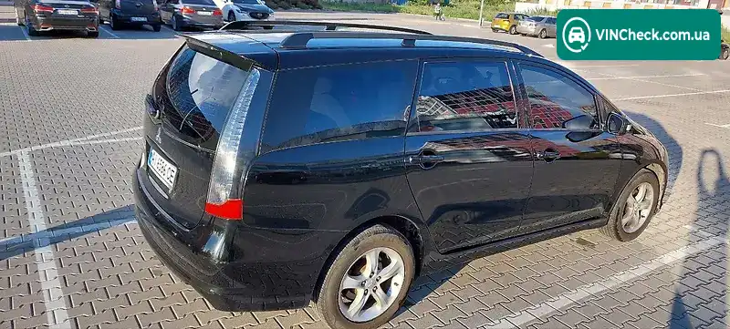 Mitsubishi Grandis 2004, фото з оголошення 2 з 15, VIN JMBLRNA4W4Z001829