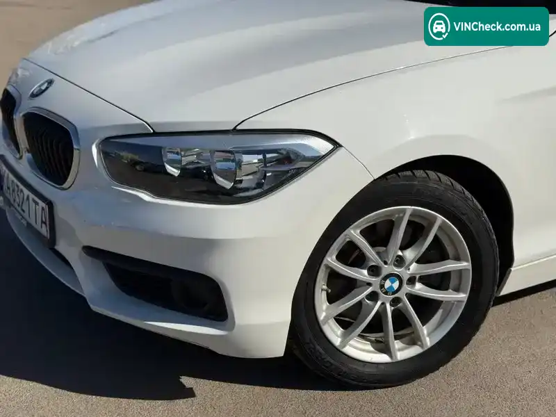 BMW 1 Series 2017, фото з оголошення 2 з 20, VIN WBA1S5104J5K37814