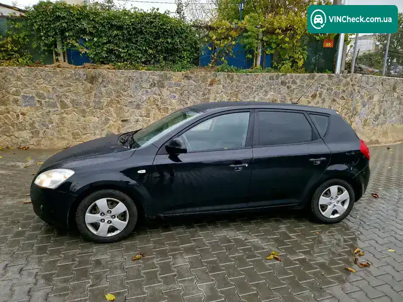 Kia Ceed 2008, фото з оголошення 2 з 14, VIN U5YFF24129L154749