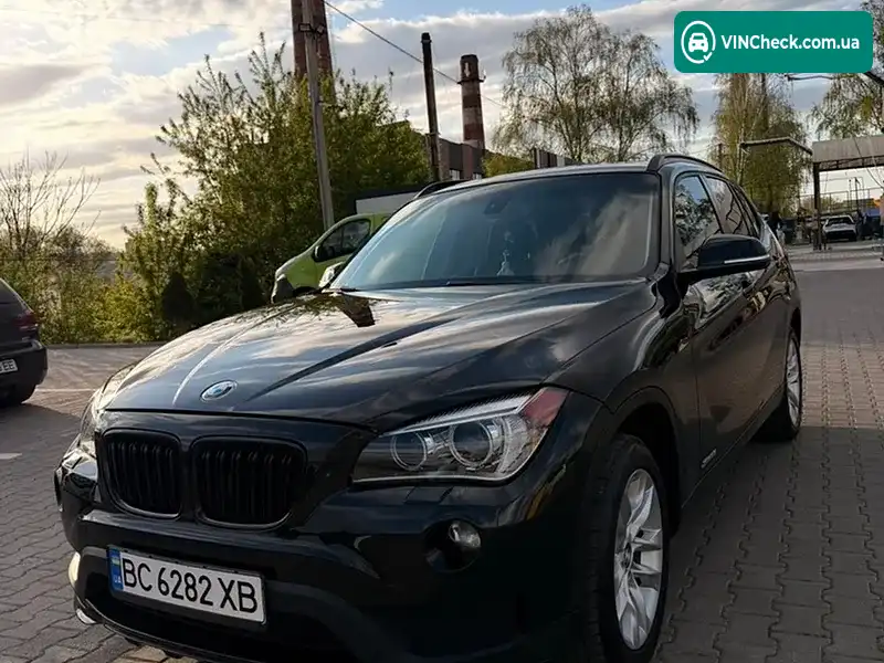 BMW X1 2014, фото з оголошення 2 з 16, VIN WBAVL1C53FVY32306