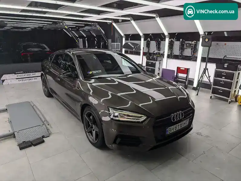 Audi A5 2017, фото з оголошення 2 з 15, VIN WAUZZZF51JA011814