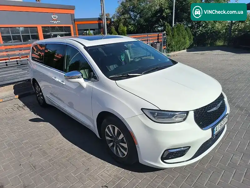 Chrysler Pacifica 2022, фото з оголошення 2 з 20, VIN 2C4RC1S78NR148148