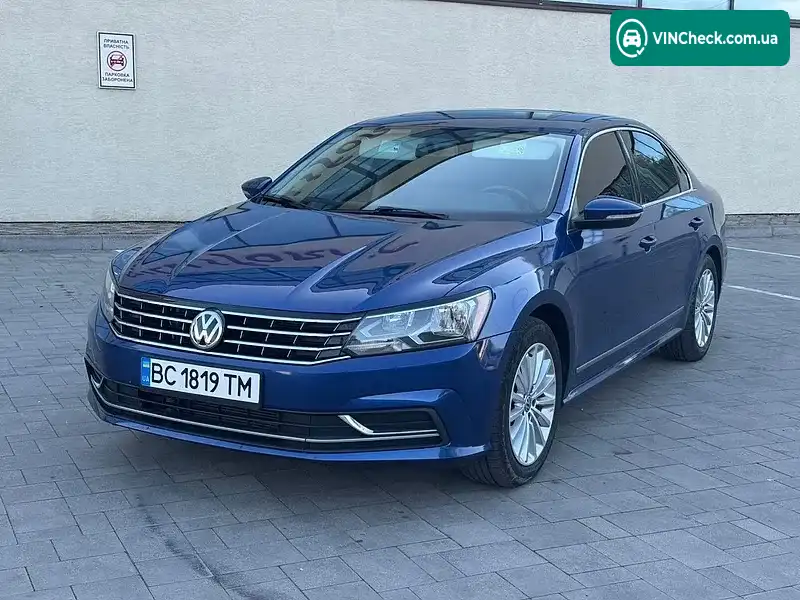 Volkswagen Passat 2016, фото з оголошення 2 з 20, VIN 1VWBT7A31HC012389