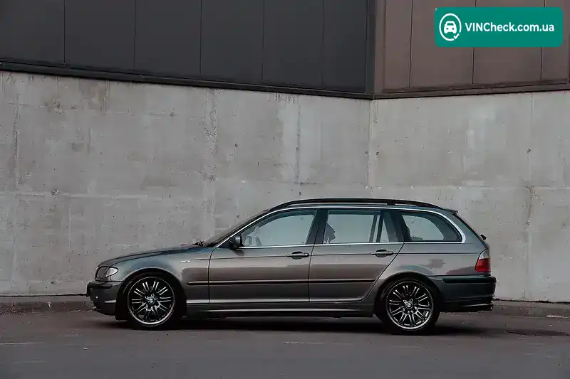 BMW 3 Series 2004, фото з оголошення 1 з 20, VIN WBAEN31010PB76764