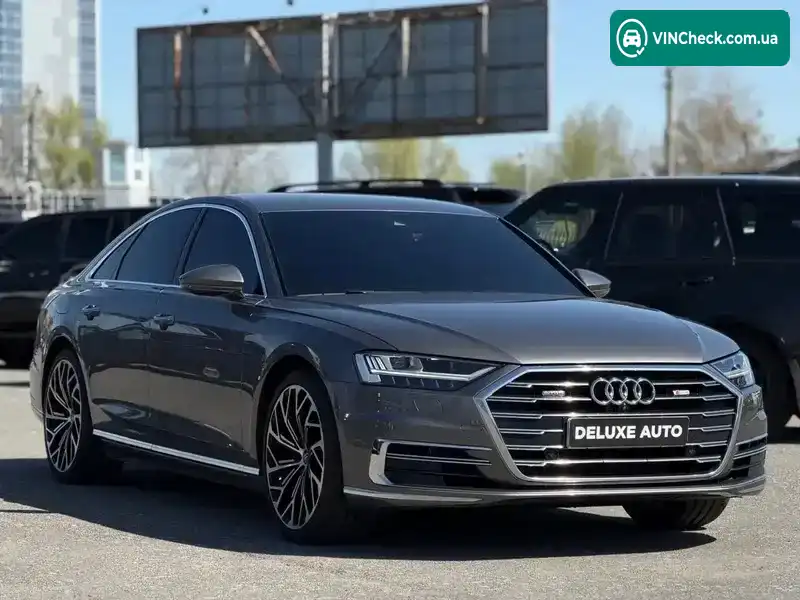 Audi A8 2018, фото з оголошення 1 з 21, VIN WAUZZZF85JN010488