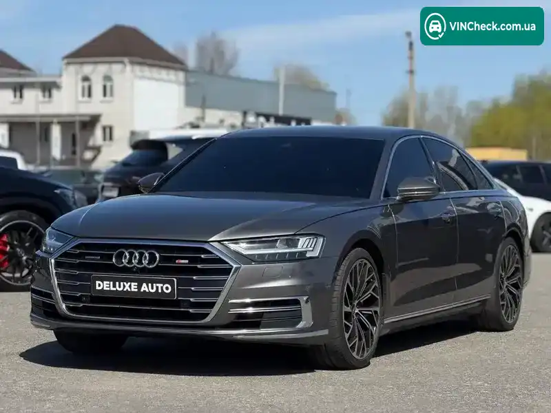 Audi A8 2018, фото з оголошення 2 з 21, VIN WAUZZZF85JN010488