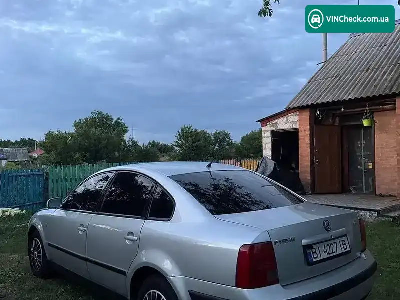 Volkswagen Passat 1998, фото з оголошення 2 з 5, VIN WVWZZZ3BZXE095200