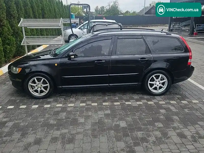 Volvo V50 2004, фото з оголошення 1 з 20, VIN YV1MW753142007525