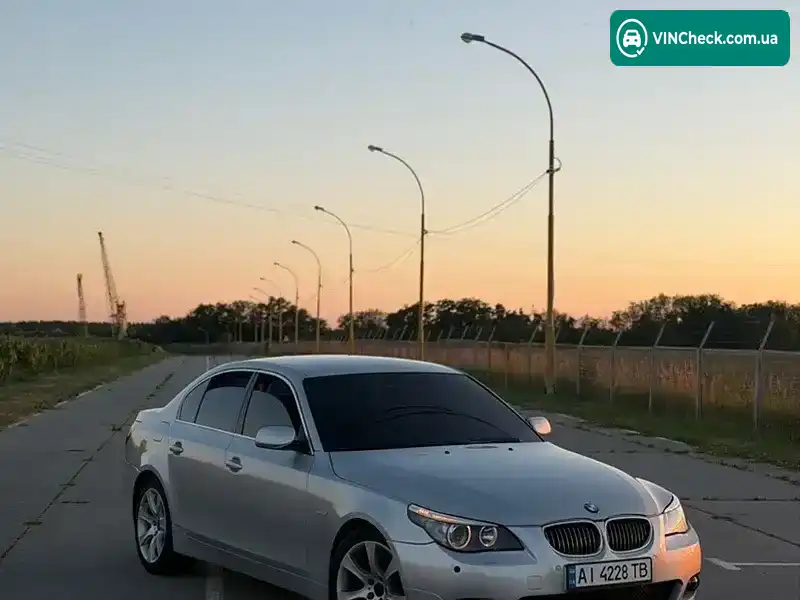 BMW 5 Series 2004, фото з оголошення 1 з 9, VIN WBADK5100D9186869