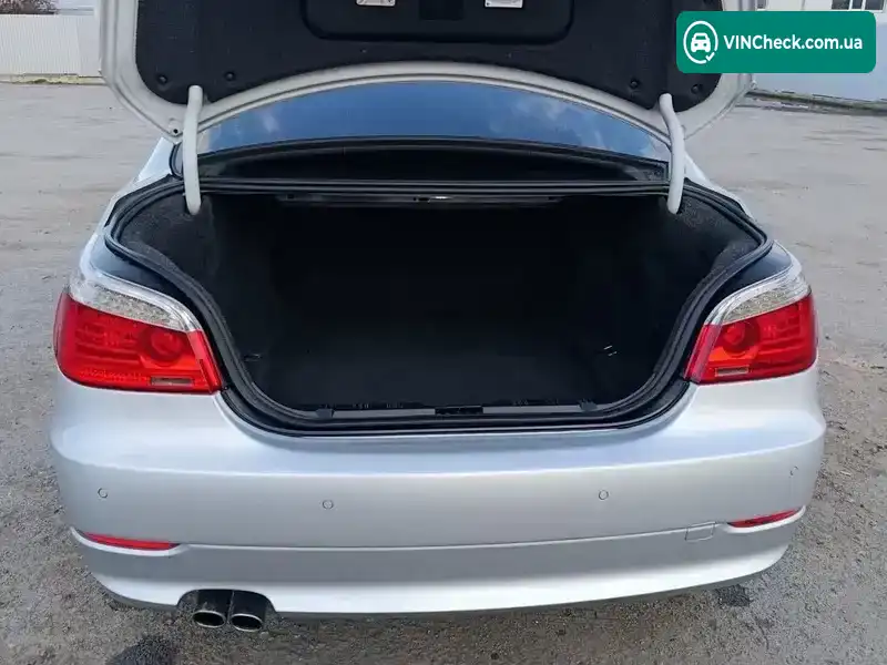 BMW 5 Series 2007, фото з оголошення 1 з 20, VIN WBANU11040CJ25609