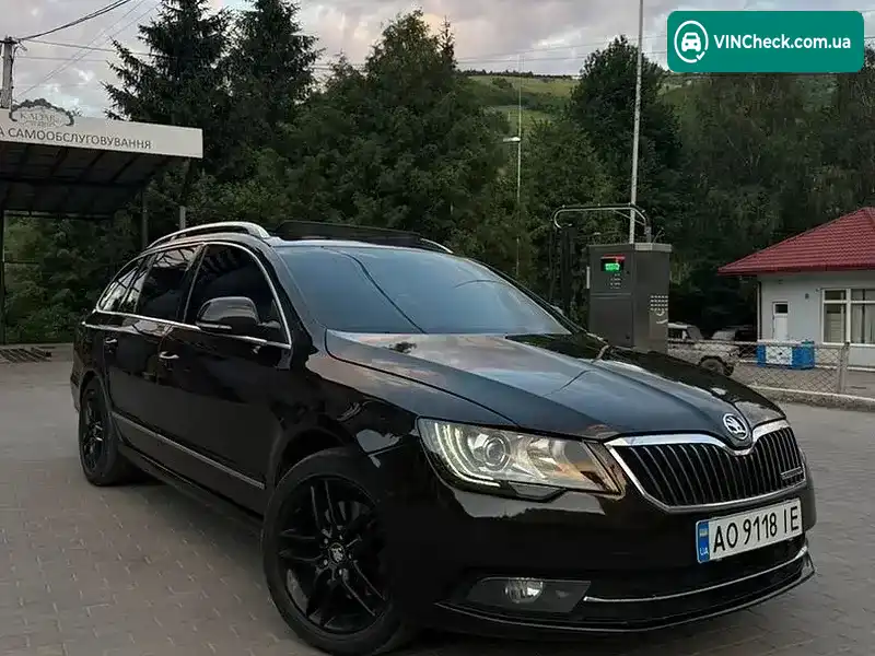 Skoda Superb 2014, фото з оголошення 1 з 11, VIN TMBJJ73T3E9040477