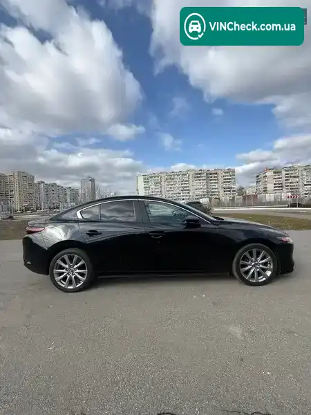 Mazda 3 2019, фото з оголошення 2 з 17, VIN 3MZBPAAL1KM108451