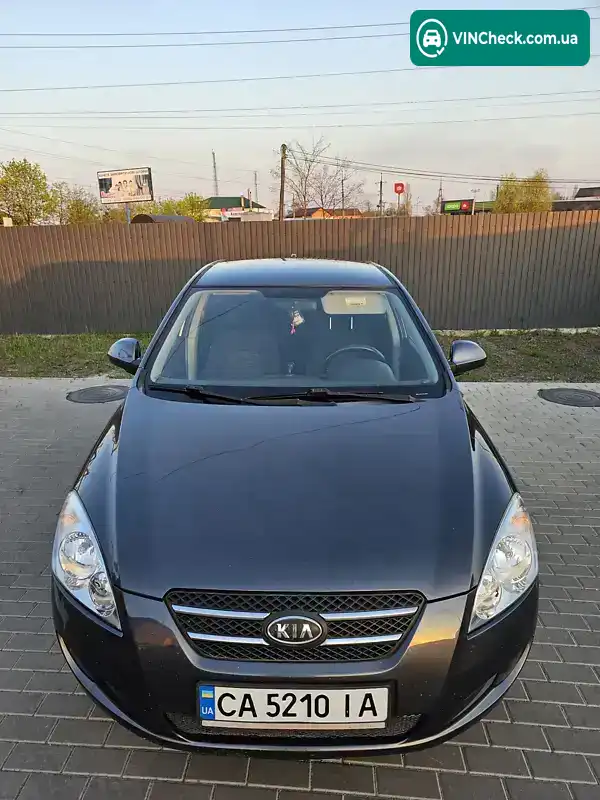 Kia Ceed 2008, фото з оголошення 2 з 11, VIN Y6LFF24238L006067