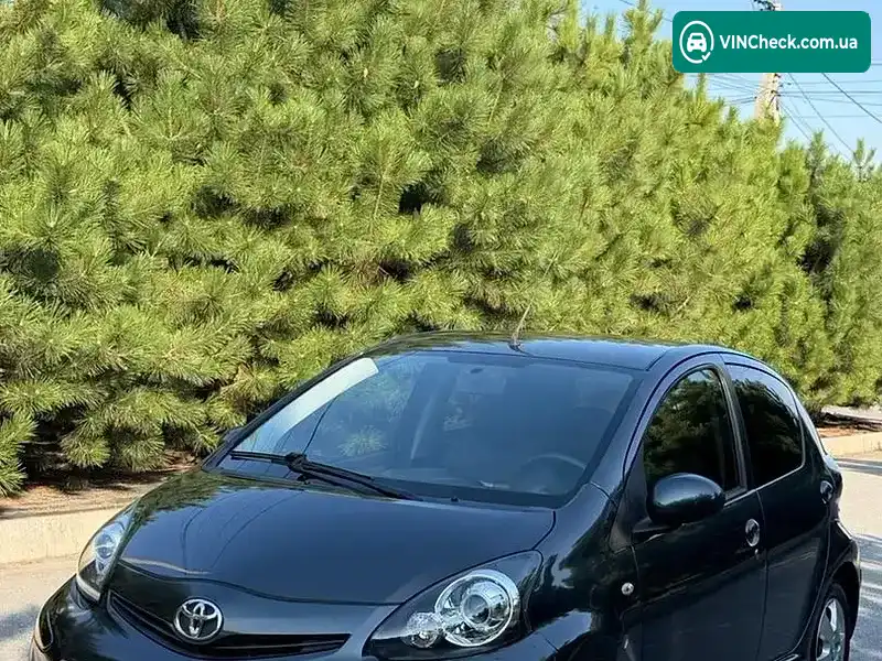 Toyota Aygo 2012, фото з оголошення 2 з 17, VIN JTDKG10C40N635844