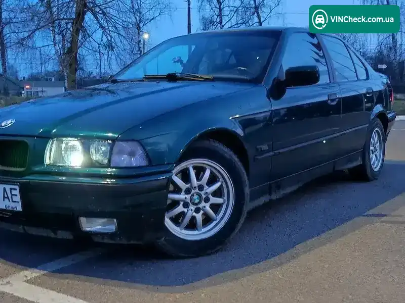 BMW 3 Series 1995, фото з оголошення 2 з 21, VIN WBACB61010AP26529
