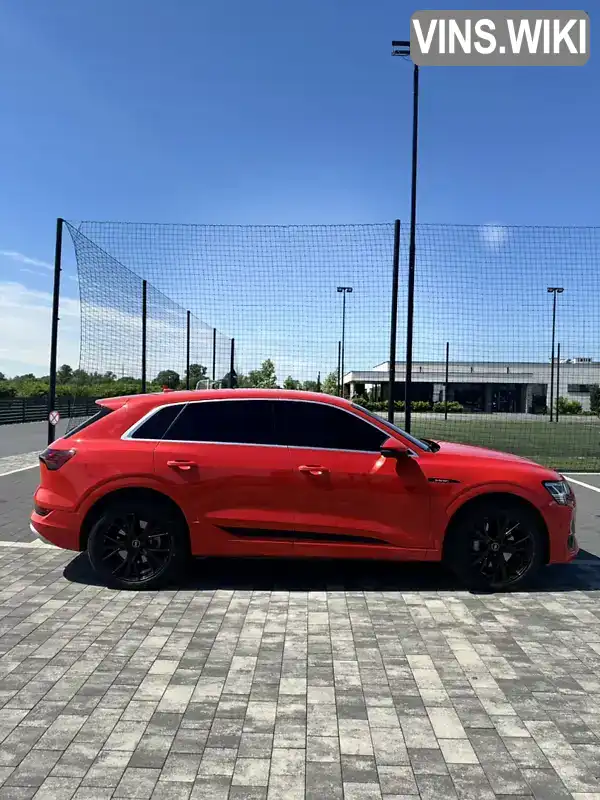 Audi e-tron 2022, фото з оголошення 2 з 21, VIN WAUZZZGE6NB041616