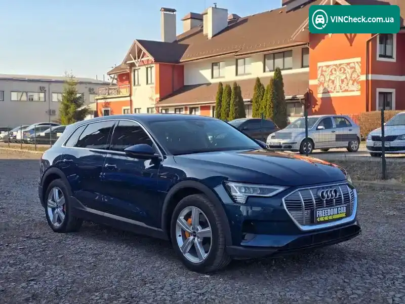 Audi e-tron 2021, фото з оголошення 1 з 21, VIN WAUZZZGE3MB035674