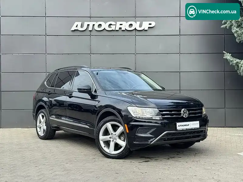 Volkswagen Tiguan 2018, фото з оголошення 1 з 20, VIN 3VV2B7AX9JM134514