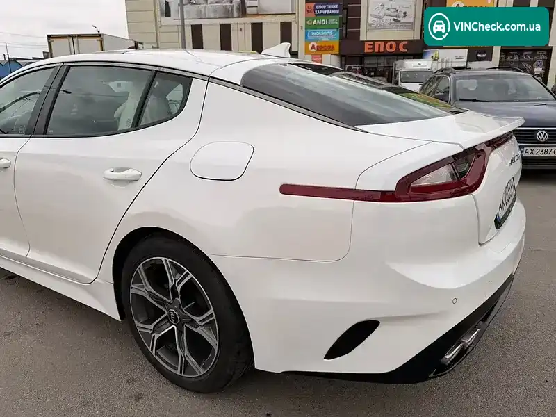 Kia Stinger 2020, фото з оголошення 2 з 8, VIN KNAE15LA8L6083745