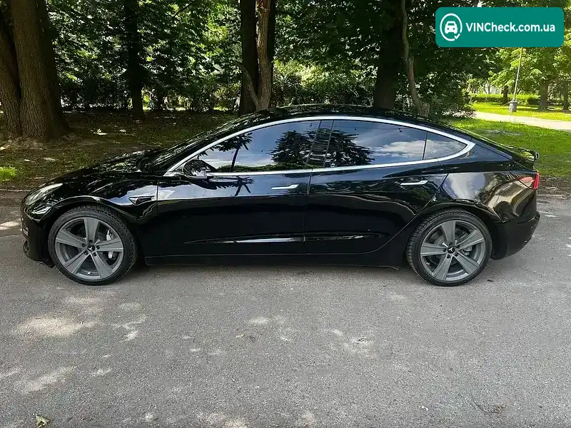 Tesla Model 3 2020, фото з оголошення 2 з 13, VIN 5YJ3E1EA7LF738955